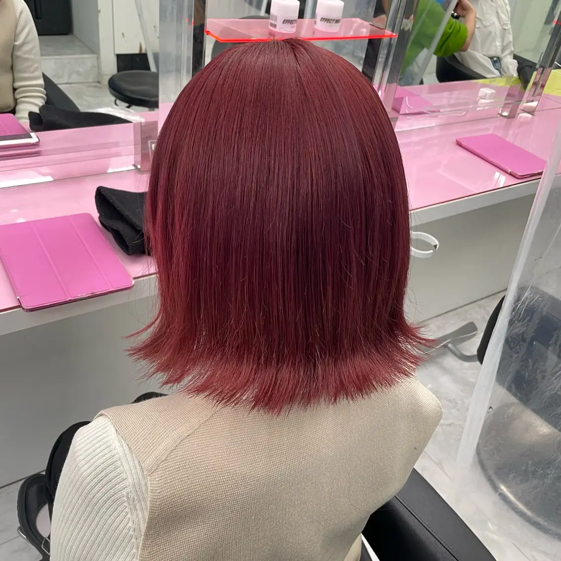 ショート カラー ブリーチ ダブルカラー ブリーチなしカラー ヘアカラー トリートメント ヘッドスパ ヘアセット ️💕淡いハイトーン 💕︎︎ひかるのヘアスタイル