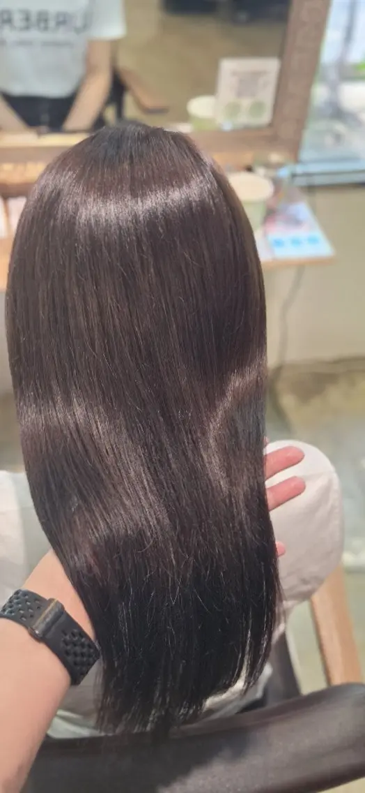 セミロング 谷岡 沙也佳のヘアスタイル