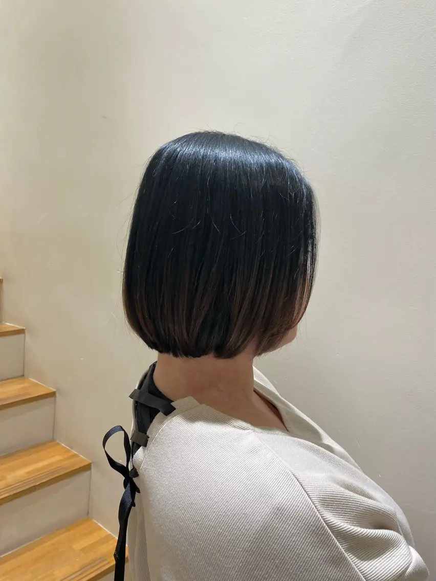 ミディアム ボブ 顔周りカット 似合わせカット /ニュアンスパーマのヘアスタイル