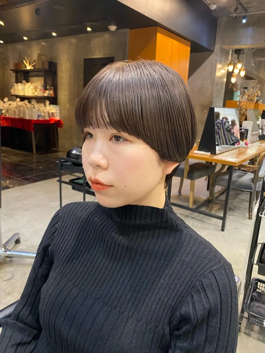 ショート カラー アッシュ アッシュブラウン ブラウンカラー ショートヘア カット ヘアカラー トリートメント 透明感カラー🌿 グレージュ🐺陽介のヘアスタイル