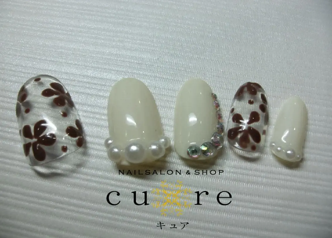 ネイル ジェルネイル ネイルサロン Cureのネイルデザイン