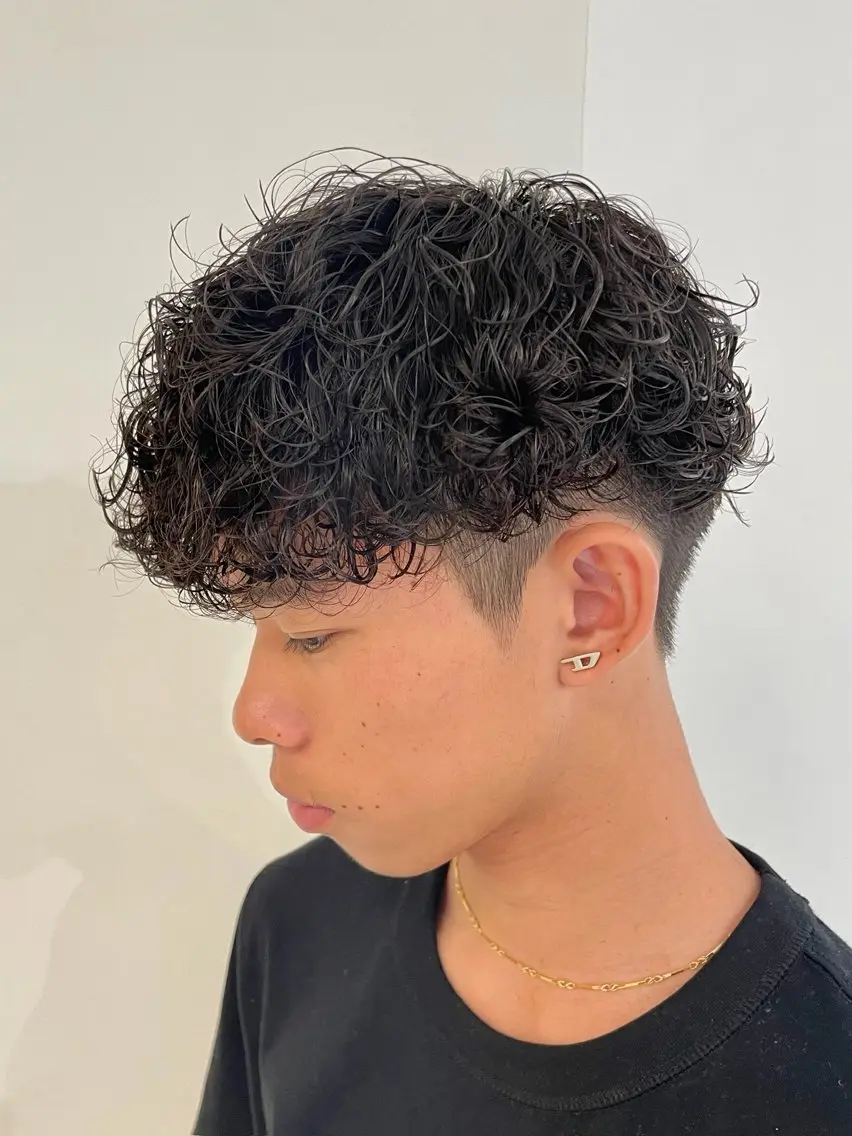 メンズ 三田 真穂のヘアスタイル