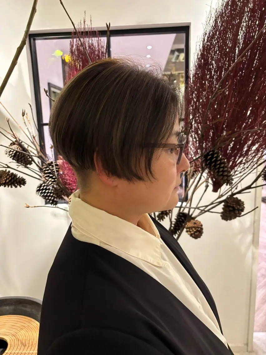 ショート 村松 美月のヘアスタイル