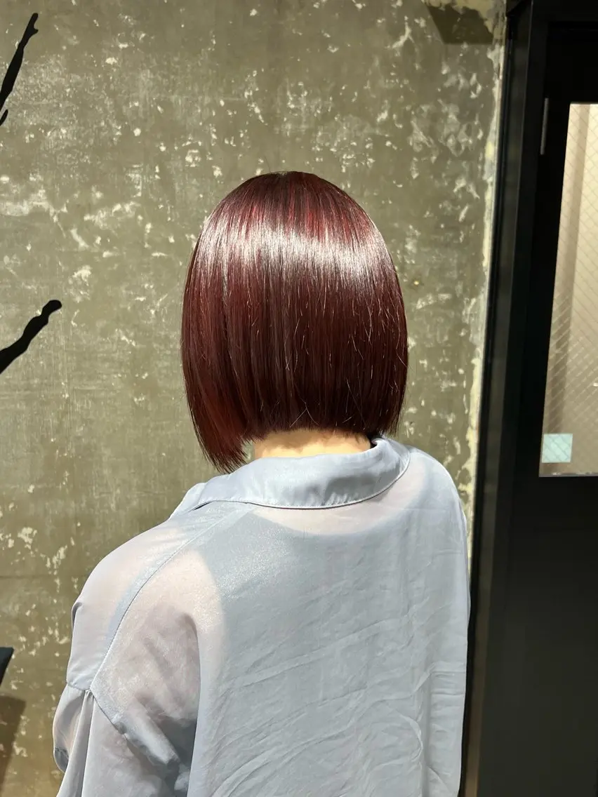 ショート カラー 美髪矯正/シークレッ トハイライト🤍りさのヘアスタイル