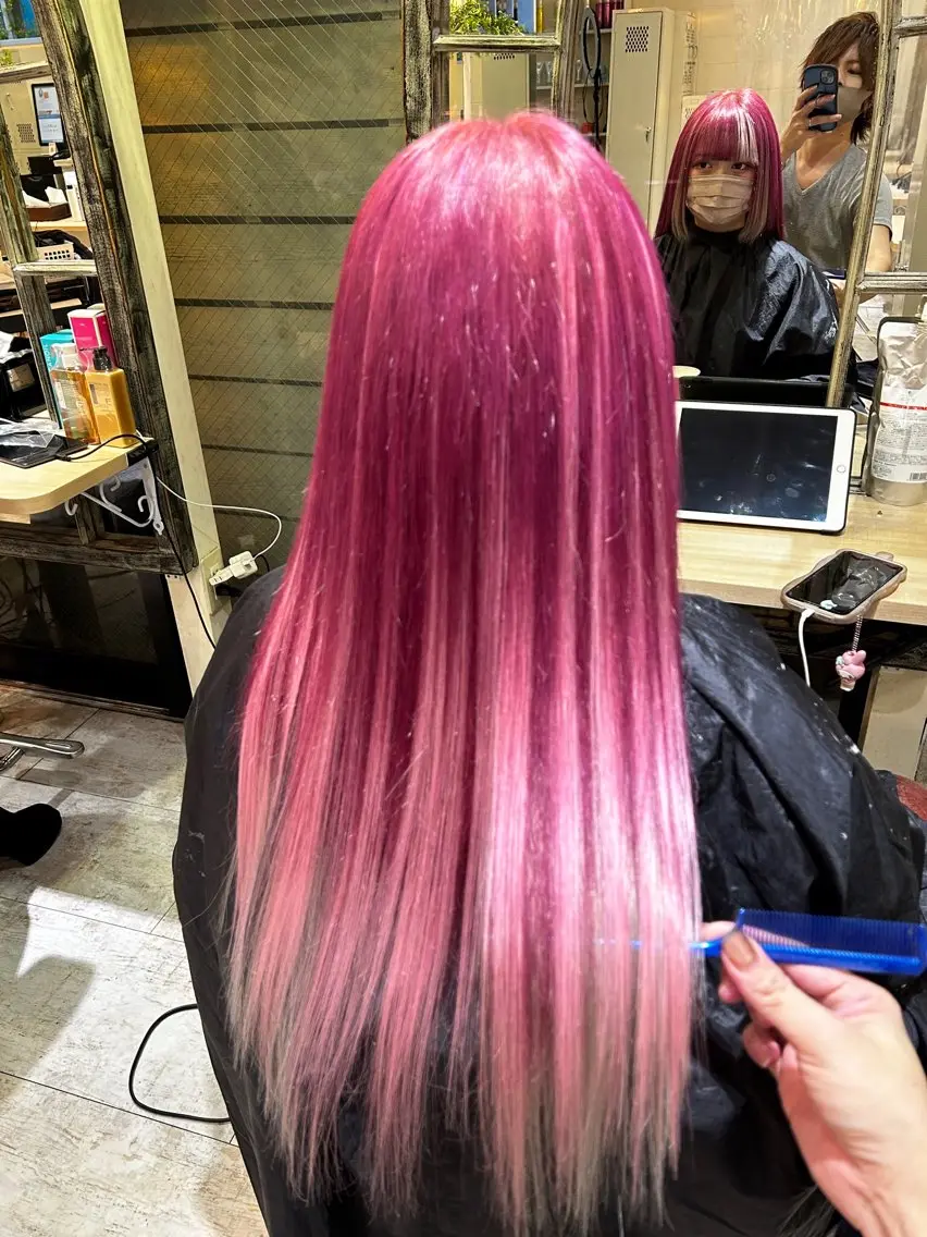 ロング カラー 6Dエクステ 板橋店のヘアスタイル