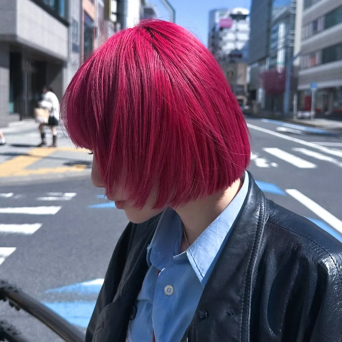 ショート カラー ピンクカラー レッドカラー ｍｅｉ .のヘアスタイル