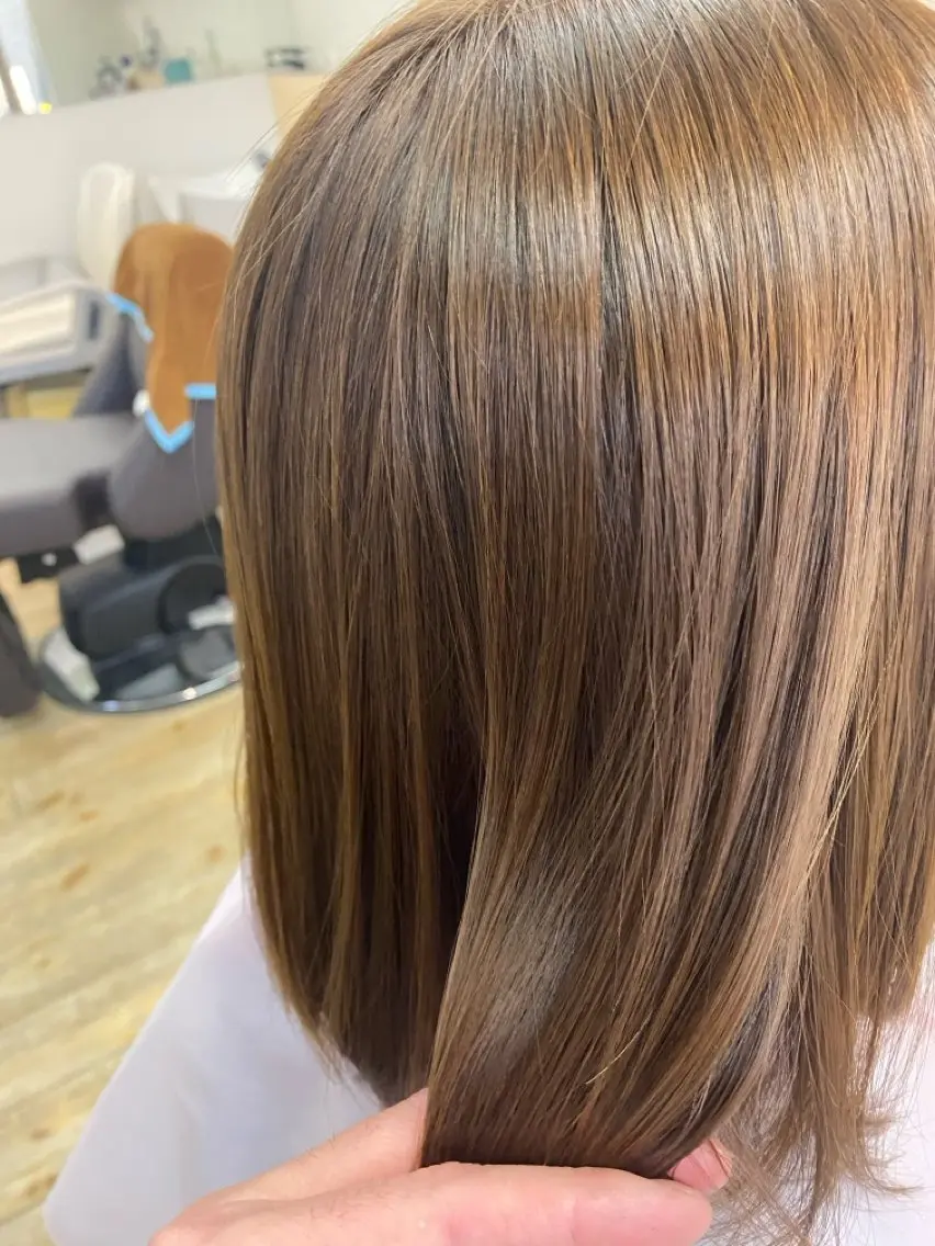 ミディアム カット dR hairのヘアスタイル