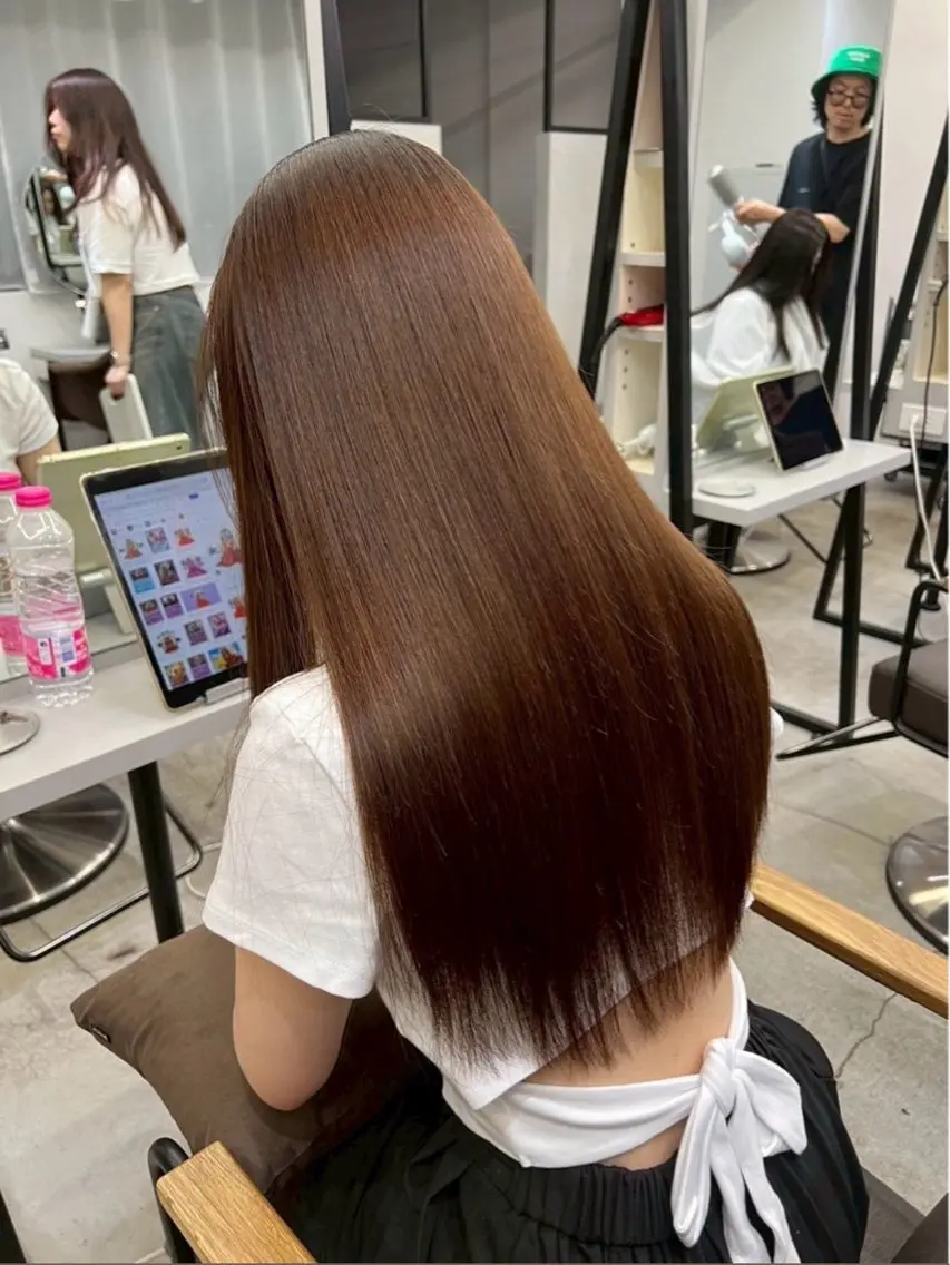 ロング パーマ 縮毛矯正 トリートメント 韓国×艶ハイトーンが かわいい✨️リオ🍒のヘアスタイル