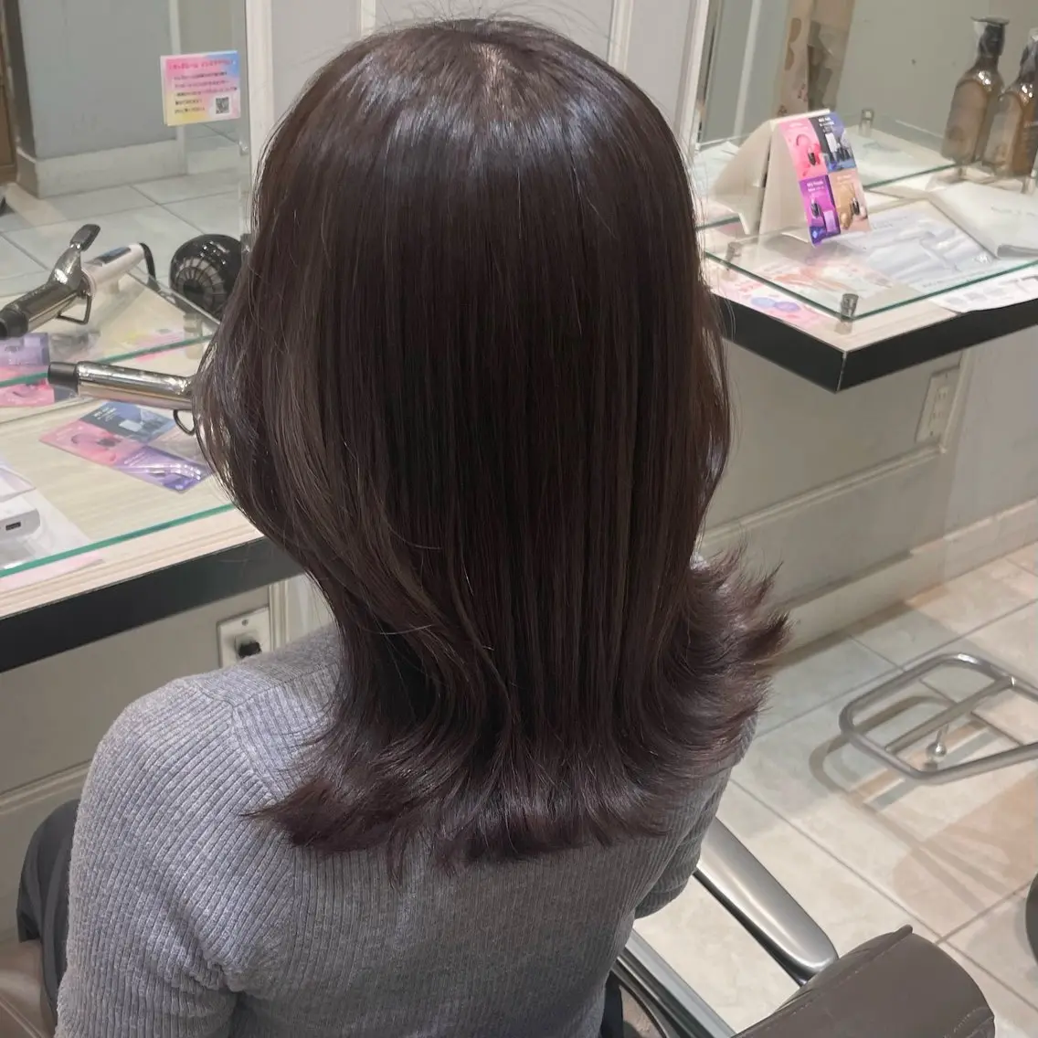 ミディアム ヘアカラー トリートメント 🩶赤み消しカラー 🐈⬛荻野美思🐾のヘアスタイル