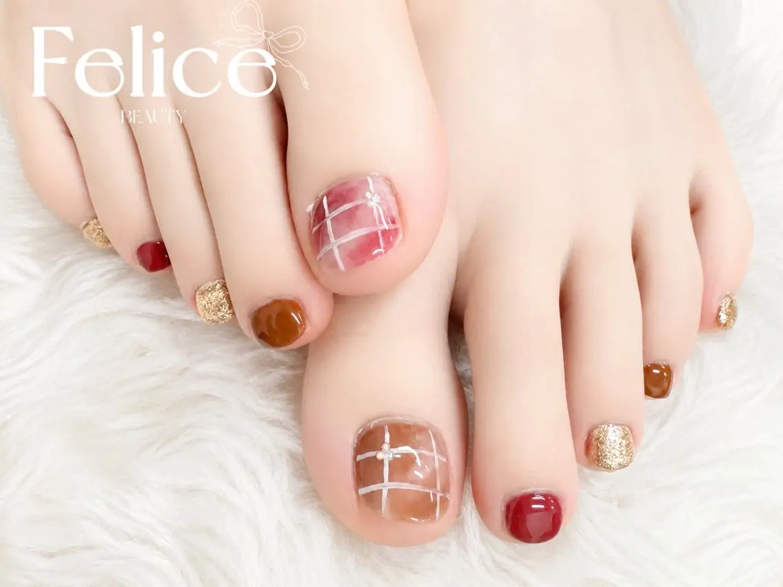 ネイル フットネイル Haruna Felice 春日部のネイルデザイン