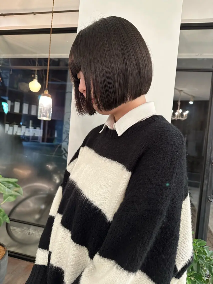 ショート 🩵HOLLY🩵 ブリーチ🩵カレンのヘアスタイル
