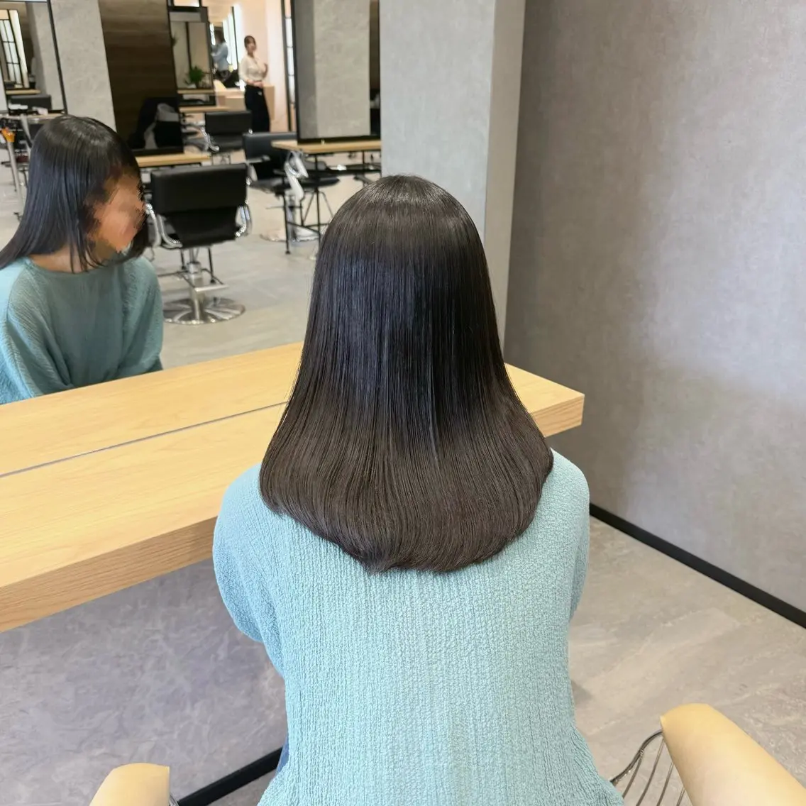 ロング 縮毛矯正 カット 縮毛矯正 すずき なつき🌙のヘアスタイル