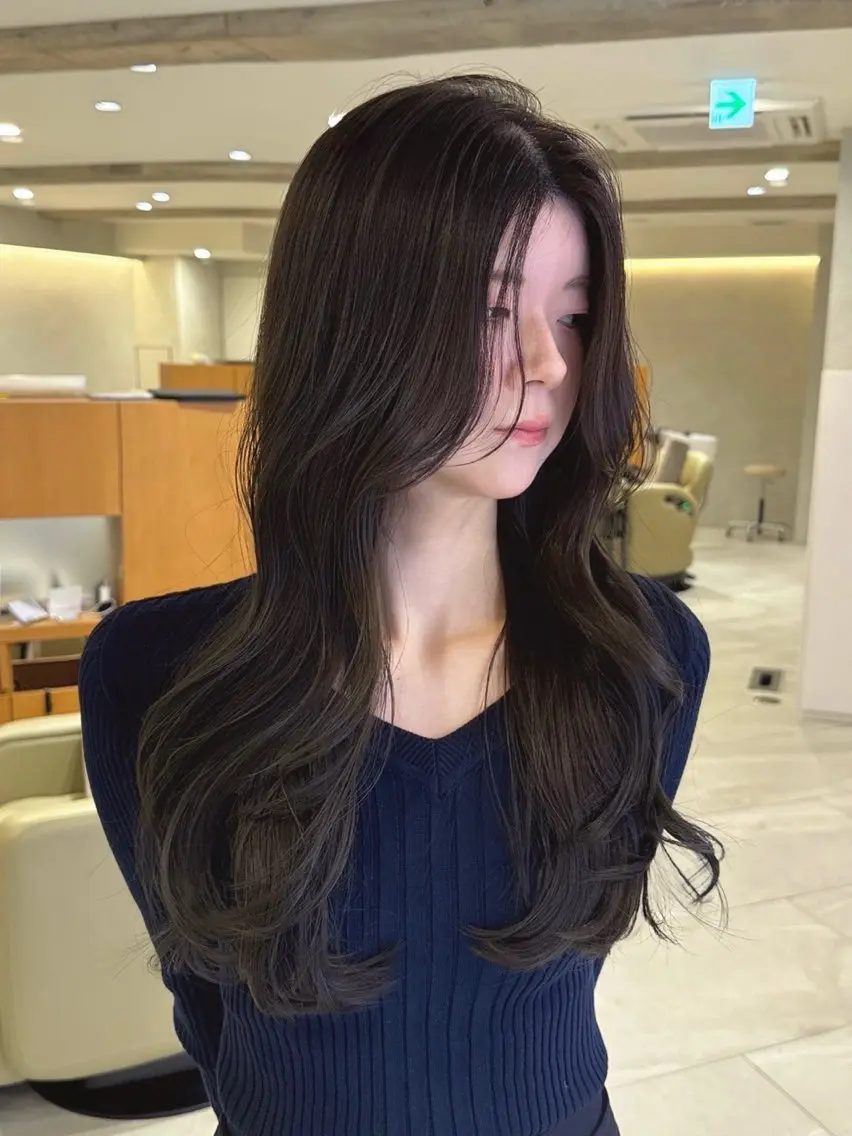 ロング カット ヘアカラー トリートメント MISATO THIRD SHOPのヘアスタイル