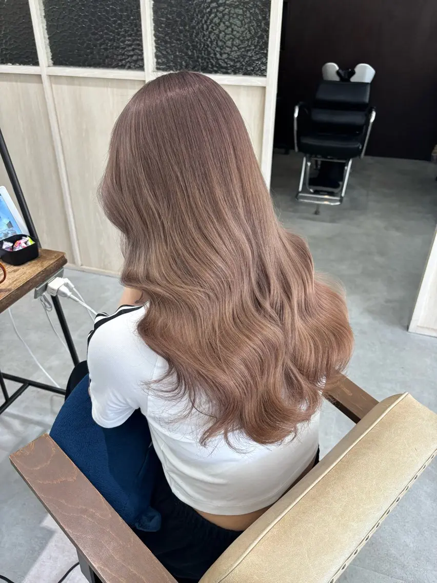 【髪質改善】2回目までご利用可能🍒◎カット+全頭ブリーチカラー+再生トリートメントの写真