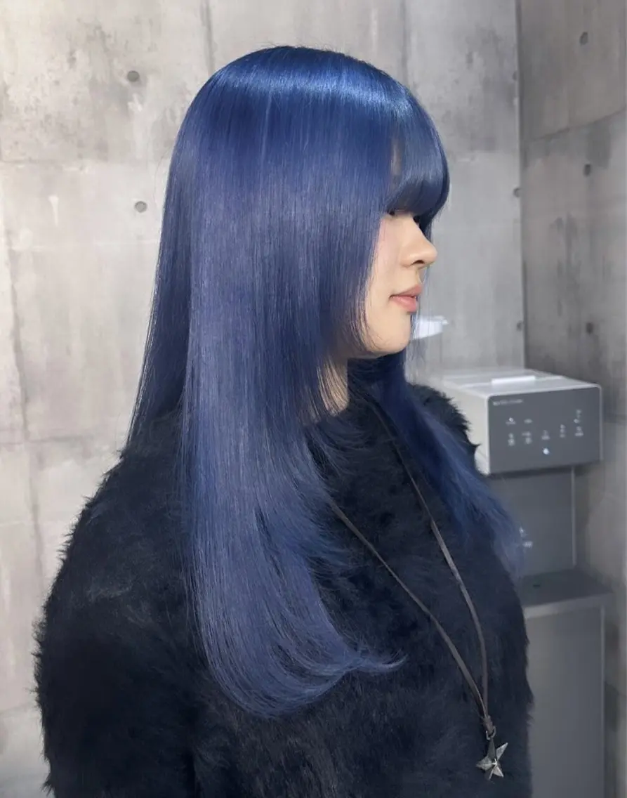 ミディアム ヘアカラー Maisonレイヤー ハッシュカット/三宮のヘアスタイル