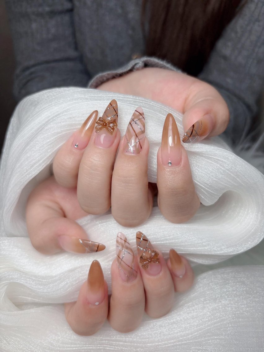 ネイル ハンドネイル Swan Nail Salonのネイルデザイン