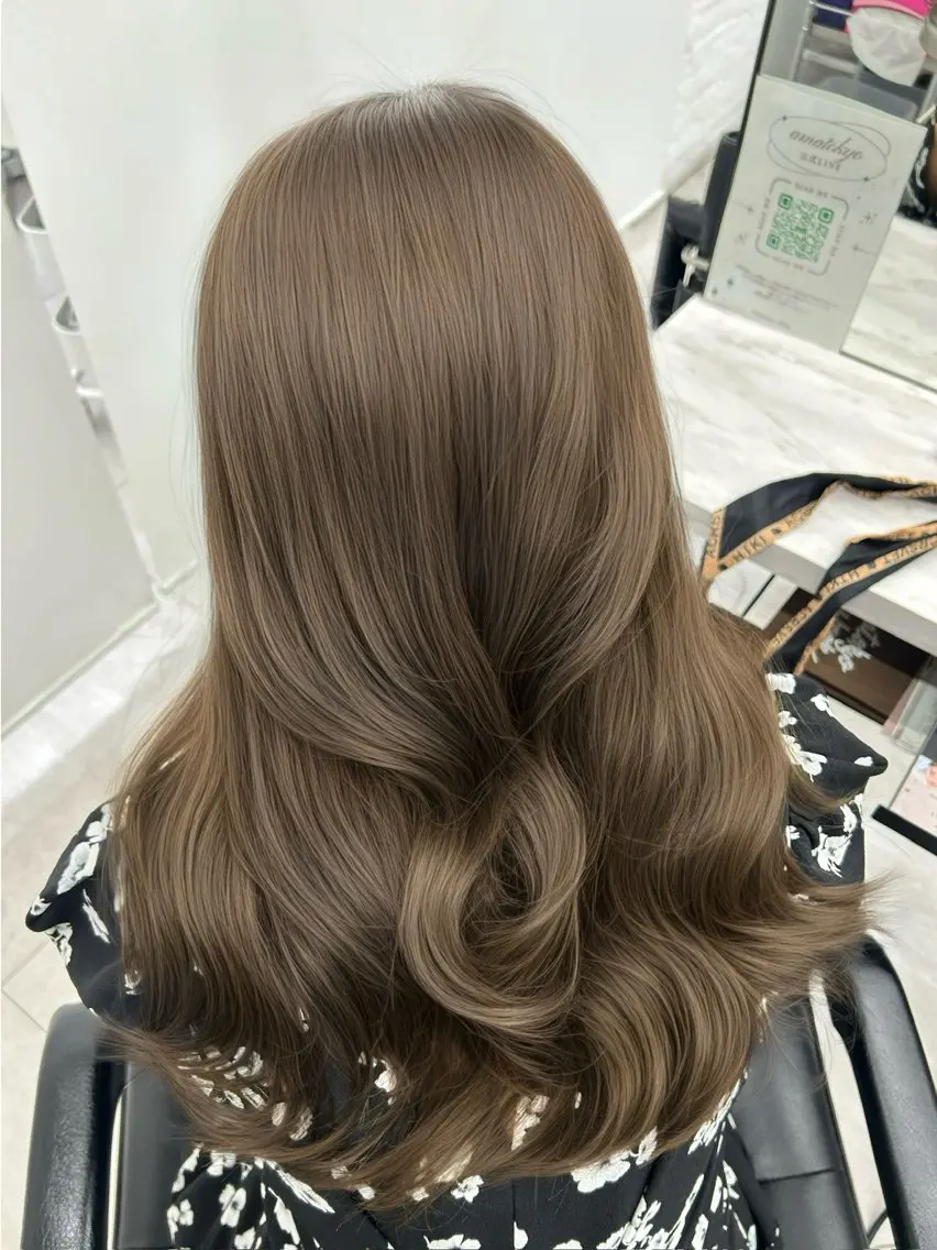 【60%OFF】透明感カラー+艶TRの写真