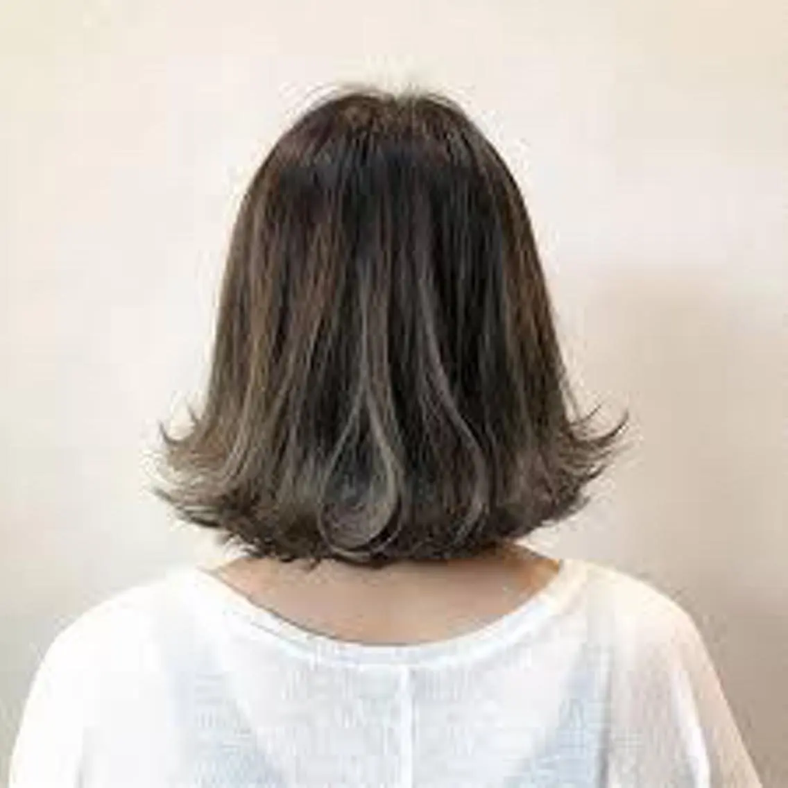 ミディアム カラー 松戸　レイヤーカット 野口　康太郎のヘアスタイル