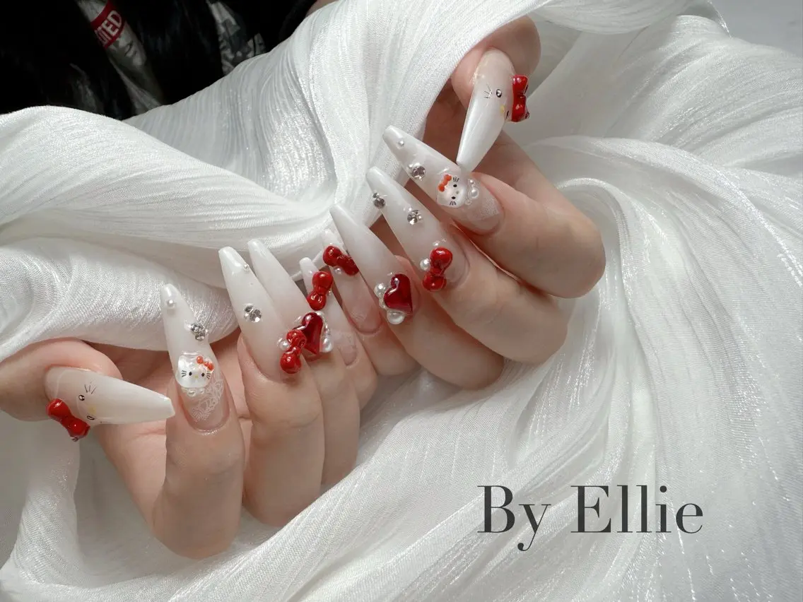 ネイル ハンドネイル ハンドケア 閨匠ビューティサロン 新橋店♡Ellieのネイルデザイン