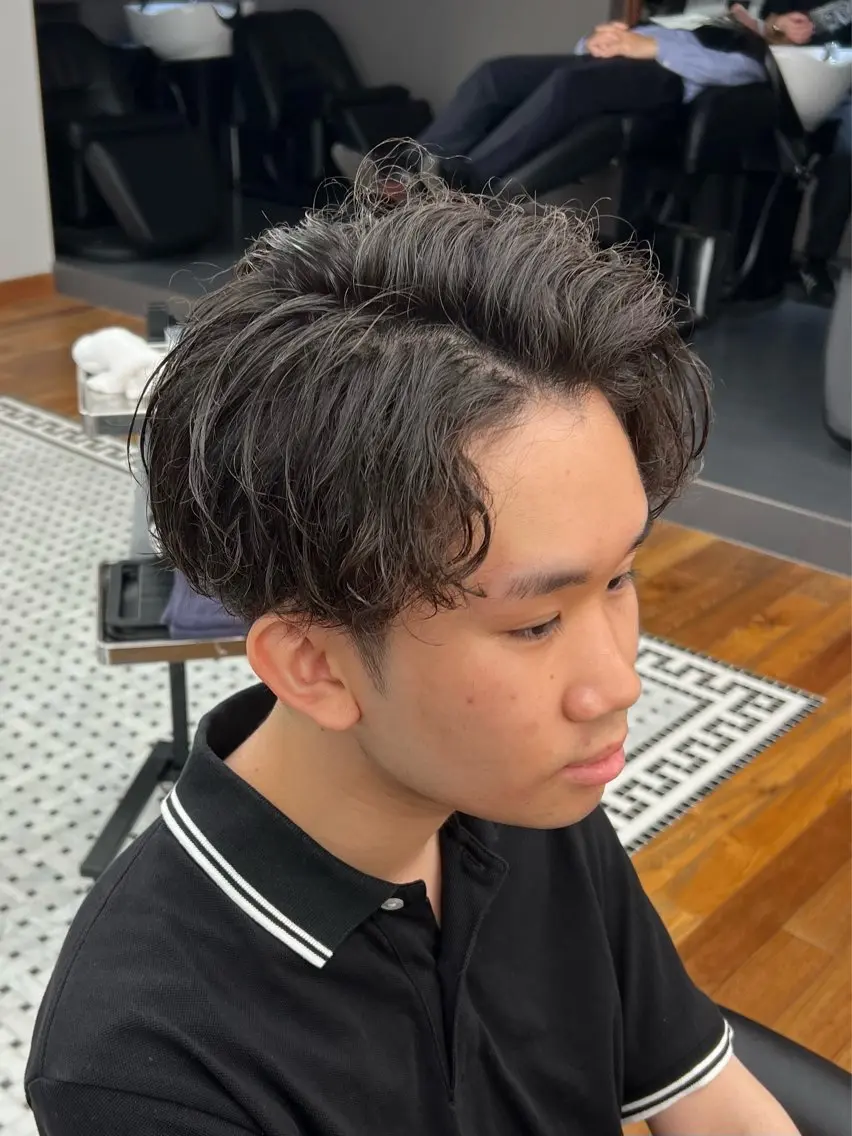 ショート メンズ カット メンズカット✂️ スキンフェード伊藤陸のヘアスタイル