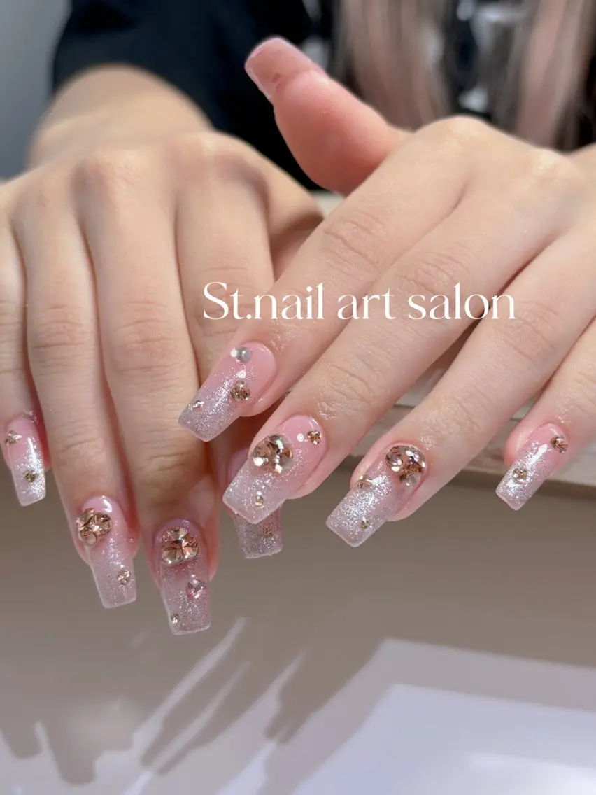 ネイル ハンドネイル St Nail Art Salonのネイルデザイン