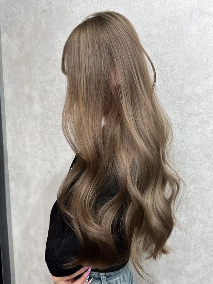 ロング カット ヘアカラー トリートメント AiM エイム　韓国レイヤーのヘアスタイル