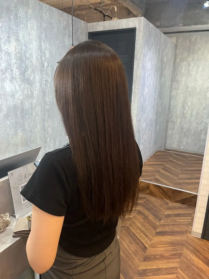 セミロング カラー ブラウンカラー グレージュ モカグレージュ カット 縮毛矯正 トリートメント 詩乃🎀ピンク 暖色系🫧レイヤーのヘアスタイル