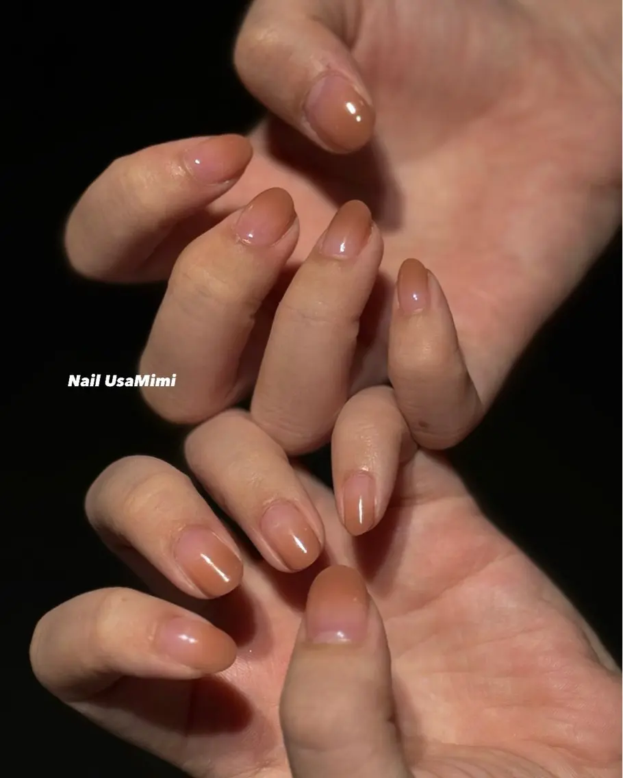 ネイル ジェルネイル グラデーション 氷ネイル・うるうるネイル 韓国ネイル マグネットネイル 本町ネイルNail UsaMimiのネイルデザイン