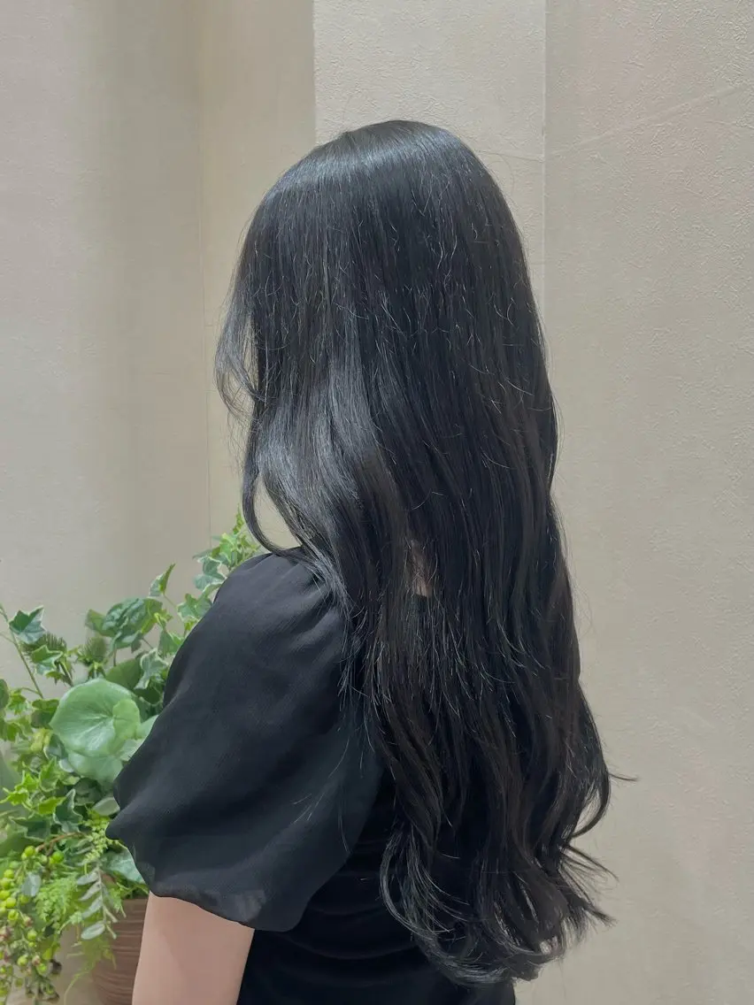 ロング カラー 透明感カラー ロング 森川 颯香のヘアスタイル