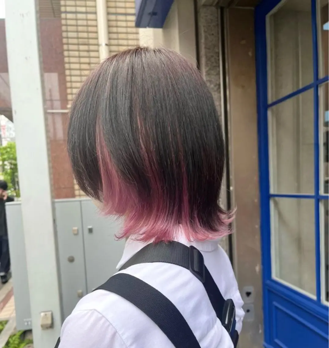 ミディアム カラー インナーカラー ピンクカラー カット ヘアカラー 🎀♥️推しカラー tomoka💜🍭のヘアスタイル