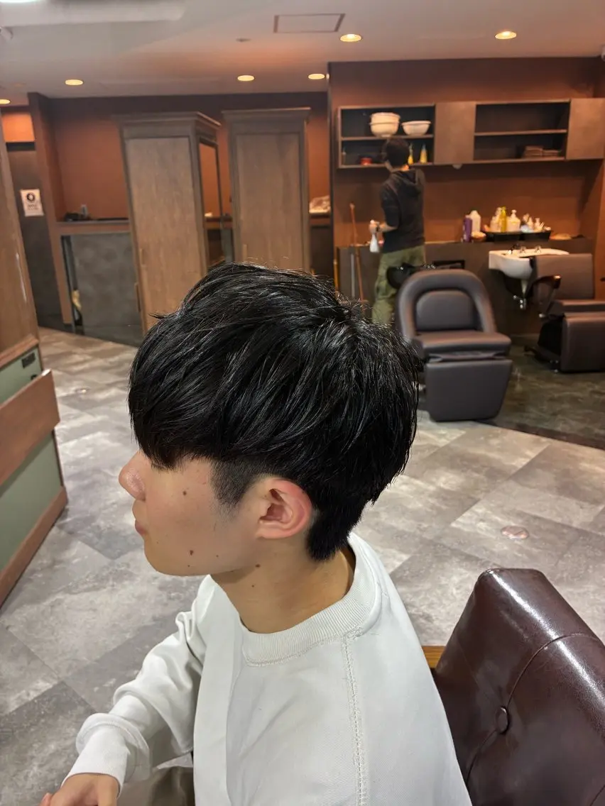 メンズ アイブロウ KAISEI メンズ特化型美容師のヘアスタイル