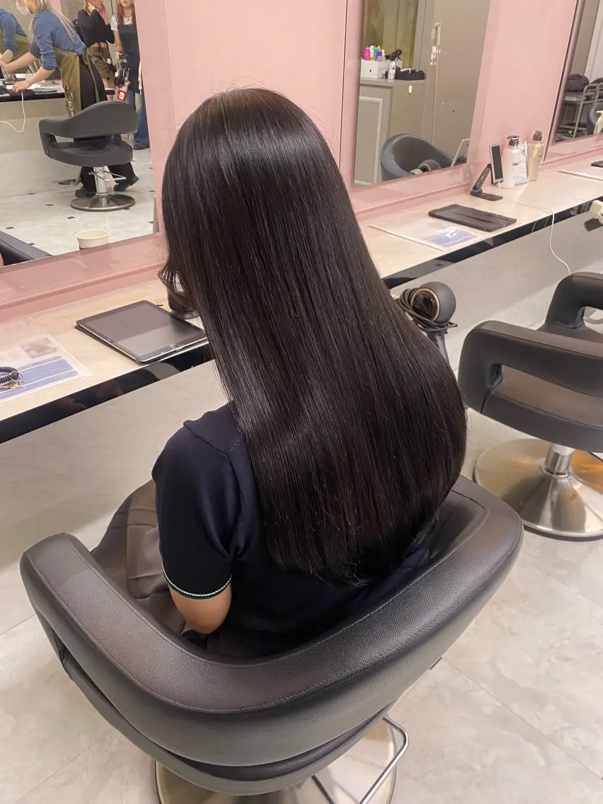 ロング カラー 透明感ベージュカラー 🪞上野🪞AIのヘアスタイル