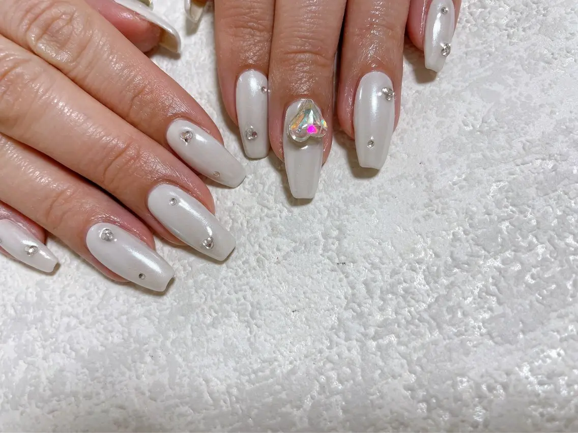 ネイル オーロラネイル ジェルネイル キラキラネイル 韓国ネイル メンズネイル kiki nail たまプラーザのネイルデザイン