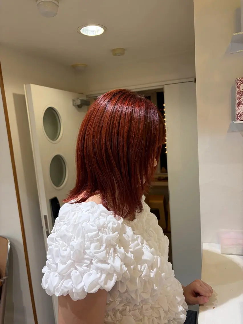 ミディアム カラー ヘアカラー UNBIRTHDAY いずみのヘアスタイル