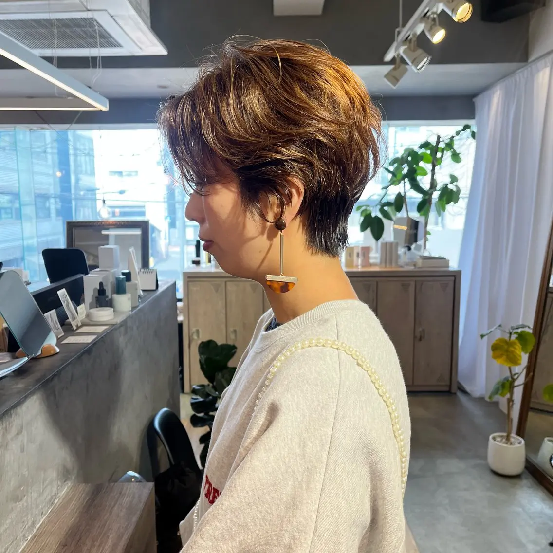 ショート カラー 山本 千尋のヘアスタイル