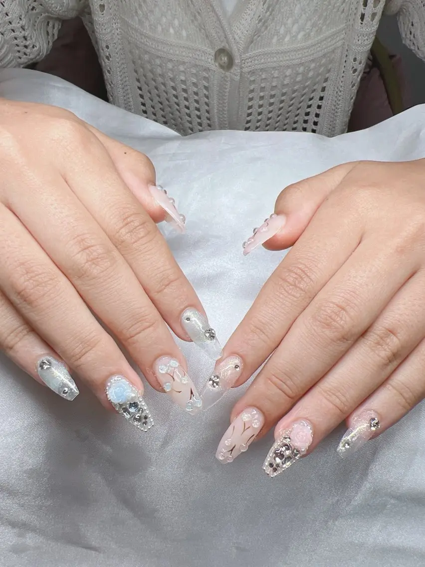 ネイル 長さ出し グラデーション キラキラネイル マグネットネイル ニュアンスネイル Lee Nails チップ長さだし専門店のネイルデザイン