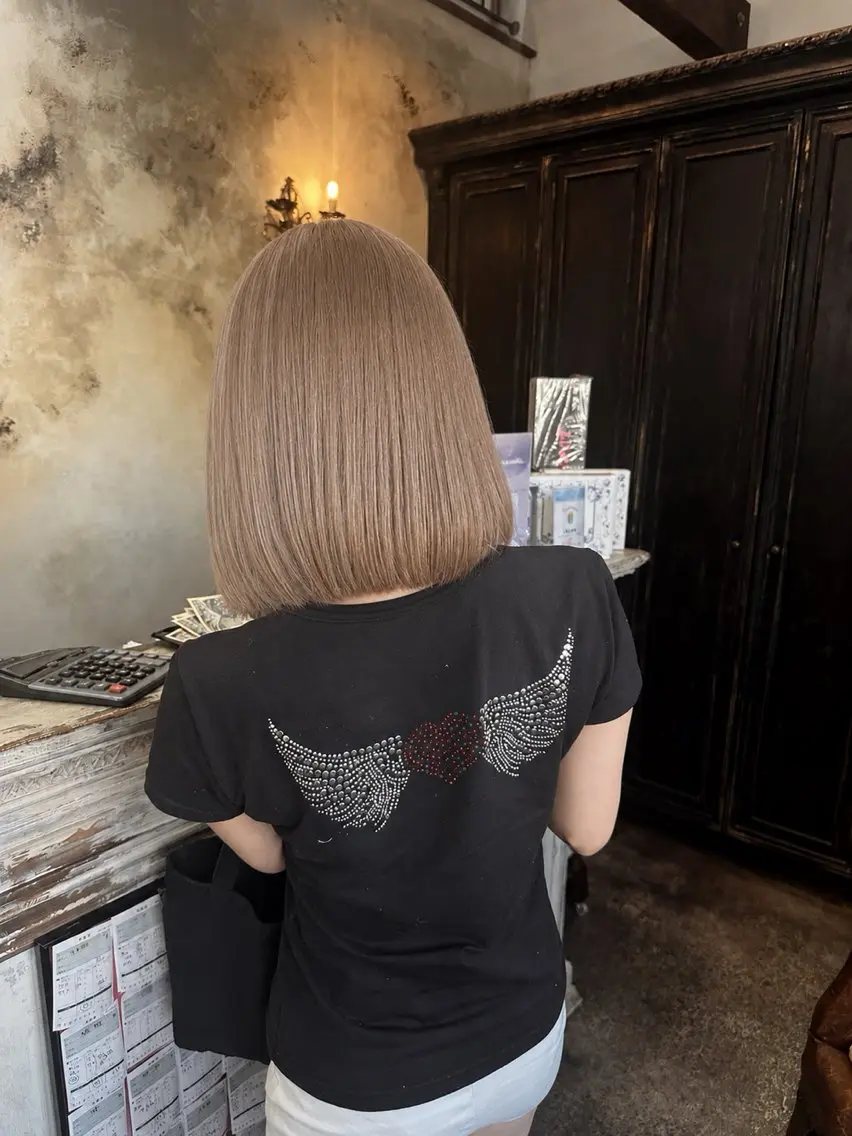 ミディアム カラー ベージュカラー ブリーチ marie-anne 浜松元目店のヘアスタイル