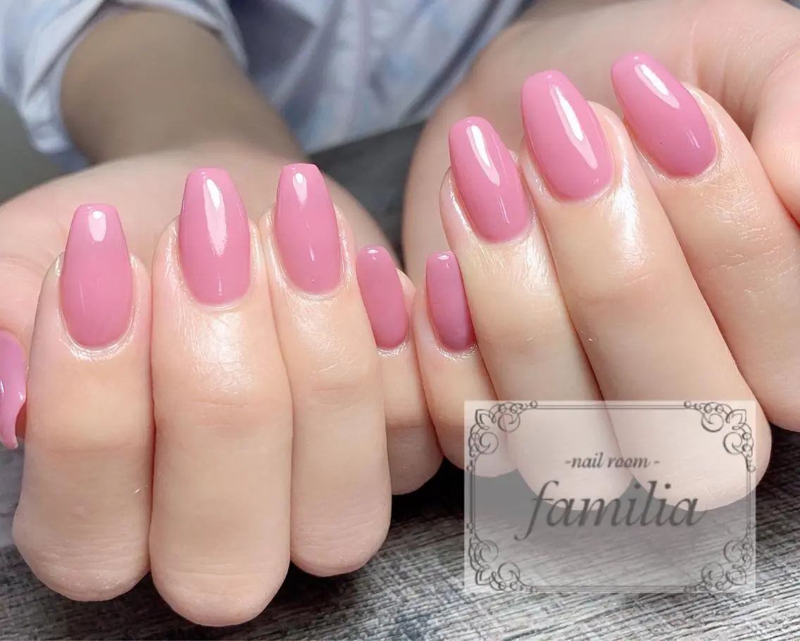 ネイル ハンドネイル -nailroom- familiaのネイルデザイン