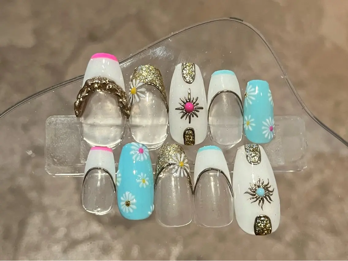 ネイル アートネイル ミラーネイル 夏ネイル ハンドネイル nail salon Reversiのネイルデザイン