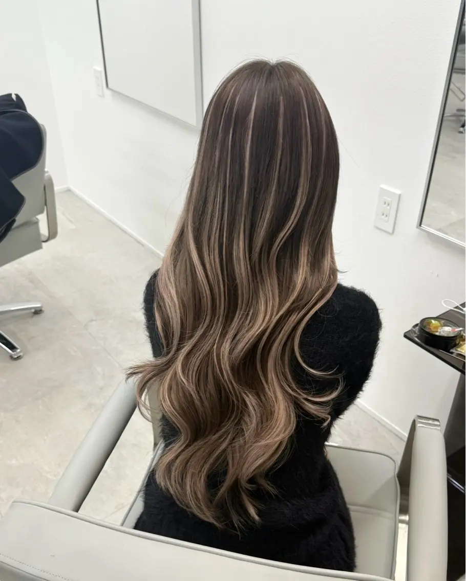 【最高級人毛シールエクステ🎀✨】エクステ20本(ハイライトのみ)エクステカット込み💇‍♀️（水曜日～土曜日）の写真