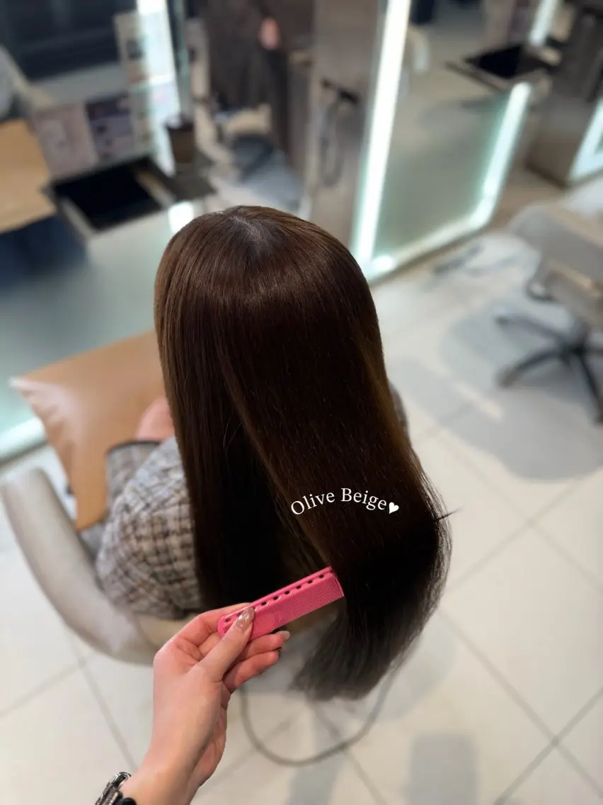 ロング カラー カット ヘアカラー トリートメント ヘッドスパ 透明感/レイヤー/ボ ブ/みなみ/銀座🤍のヘアスタイル