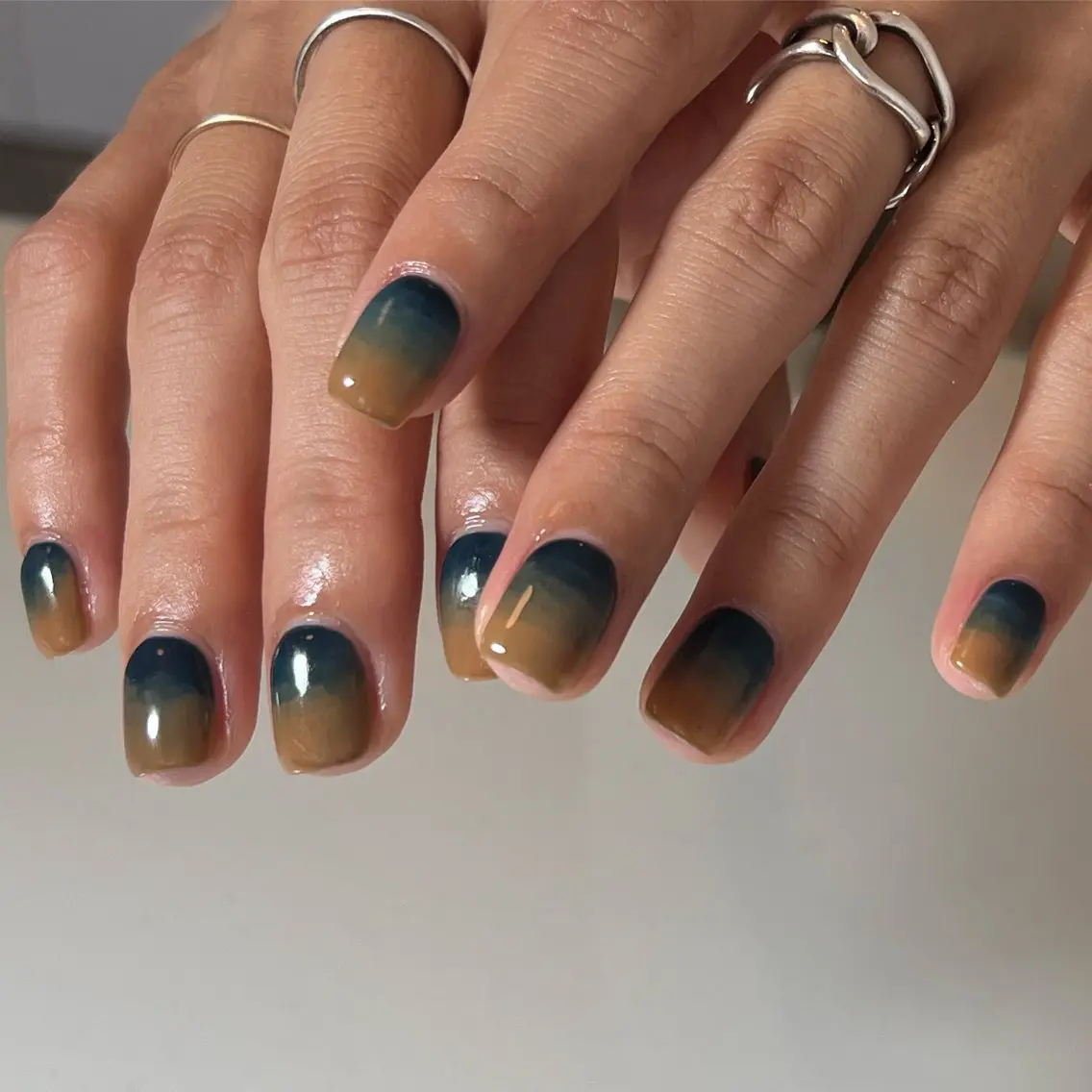 ネイル グラデーション ハンドネイル nailsalon yoiのネイルデザイン