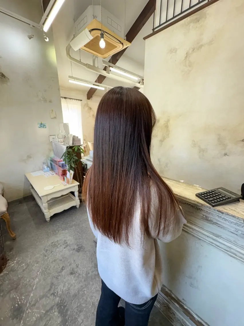 セミロング 縮毛矯正 林 夢良🖤のヘアスタイル