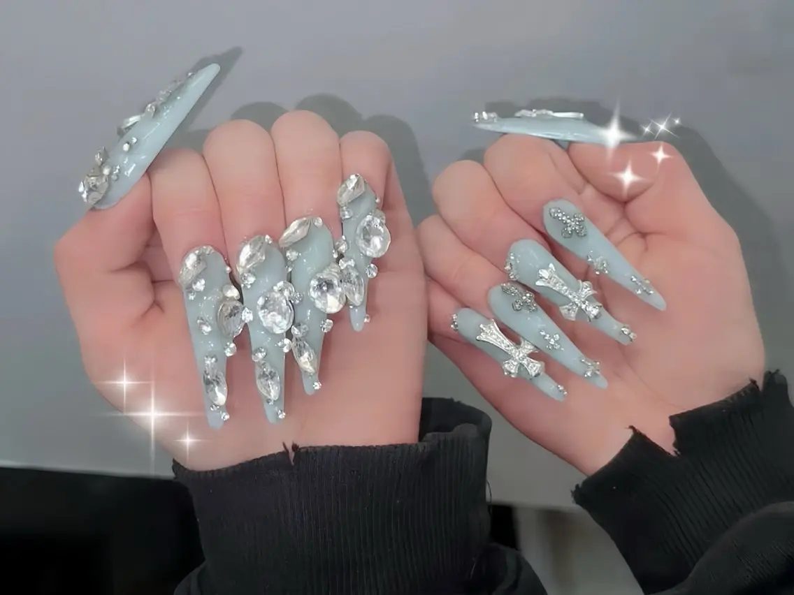ネイル オーロラネイル ブルー フットネイル ジェルネイル 氷ネイル・うるうるネイル ハンドネイル Rin Nail 新大久保店のネイルデザイン