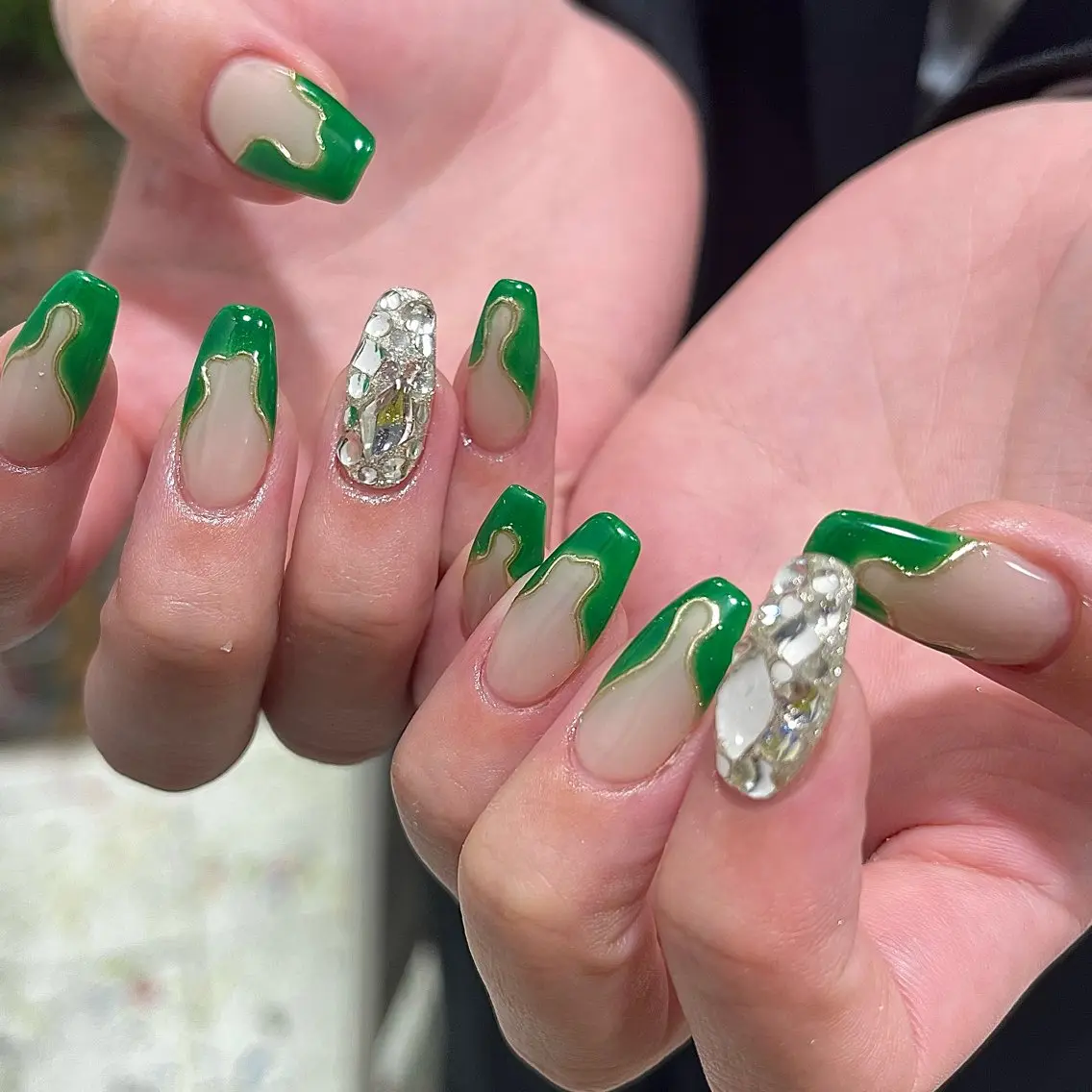 ネイル フレンチネイル グリーン キラキラネイル ラメ(グリッター) ミラーネイル ハンドネイル Para Sol nail　Maoのネイルデザイン