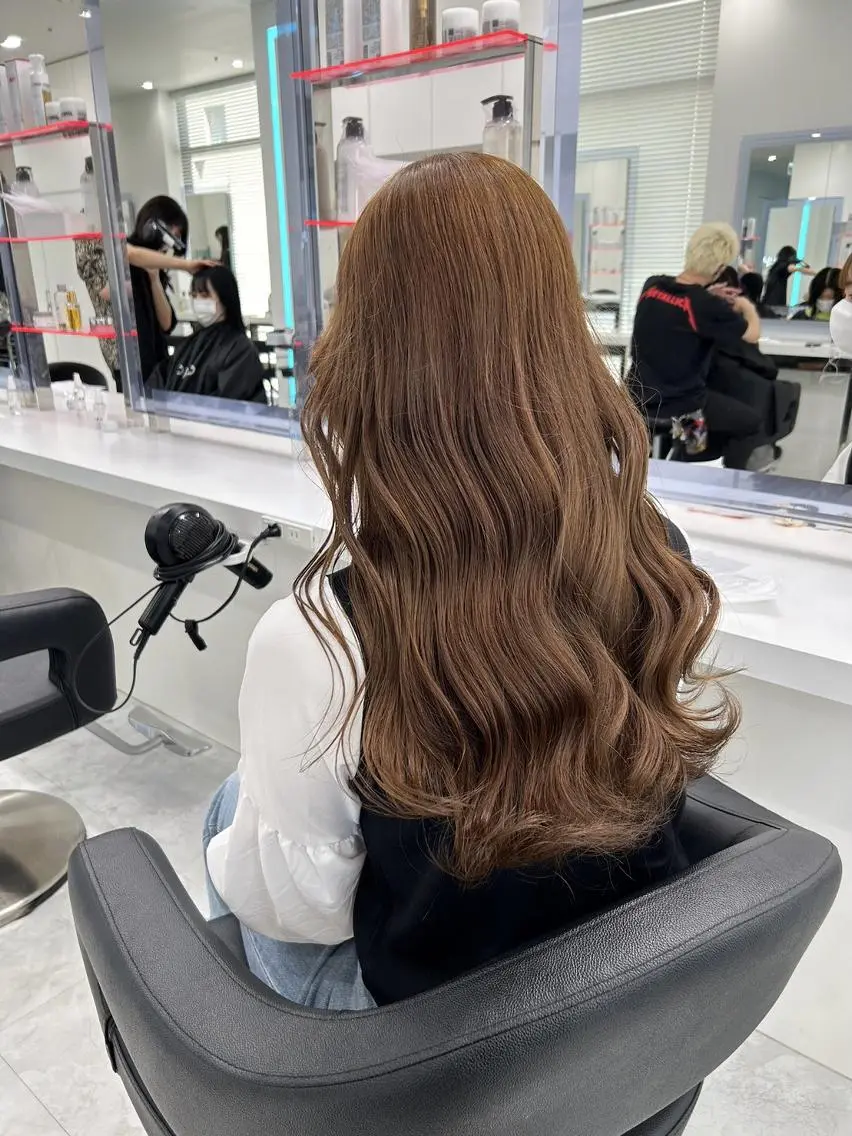 【🩶U24限定🩶】カット💇‍♀️＋ブリーチありダブルカラー🩶の写真