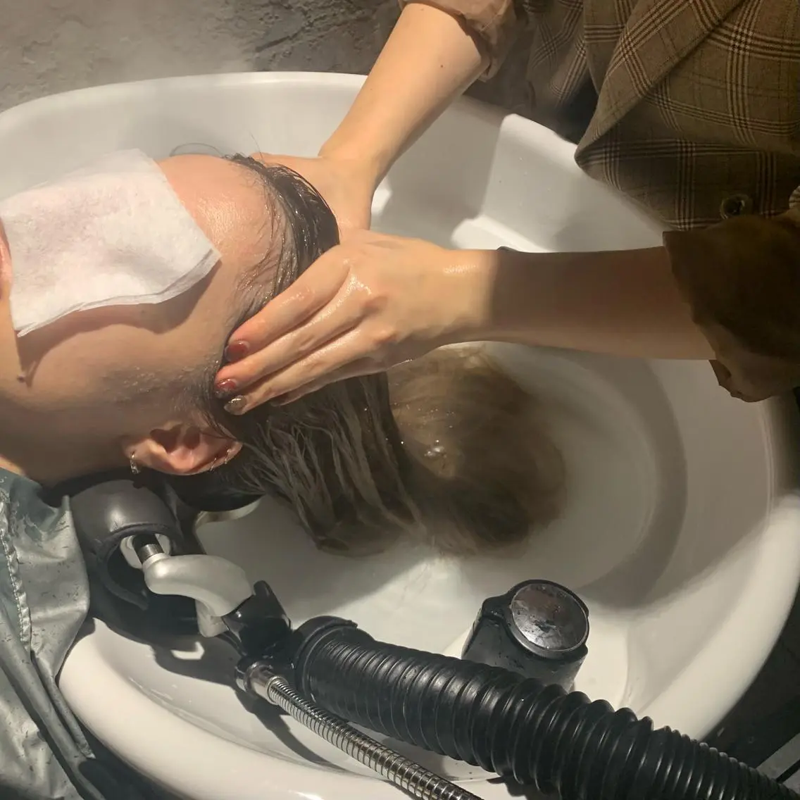 セミロング 髪質改善 縮毛矯正 トリートメント 美髪ヘッドスパ🫧 西山紗奈江💆♀️のヘアスタイル
