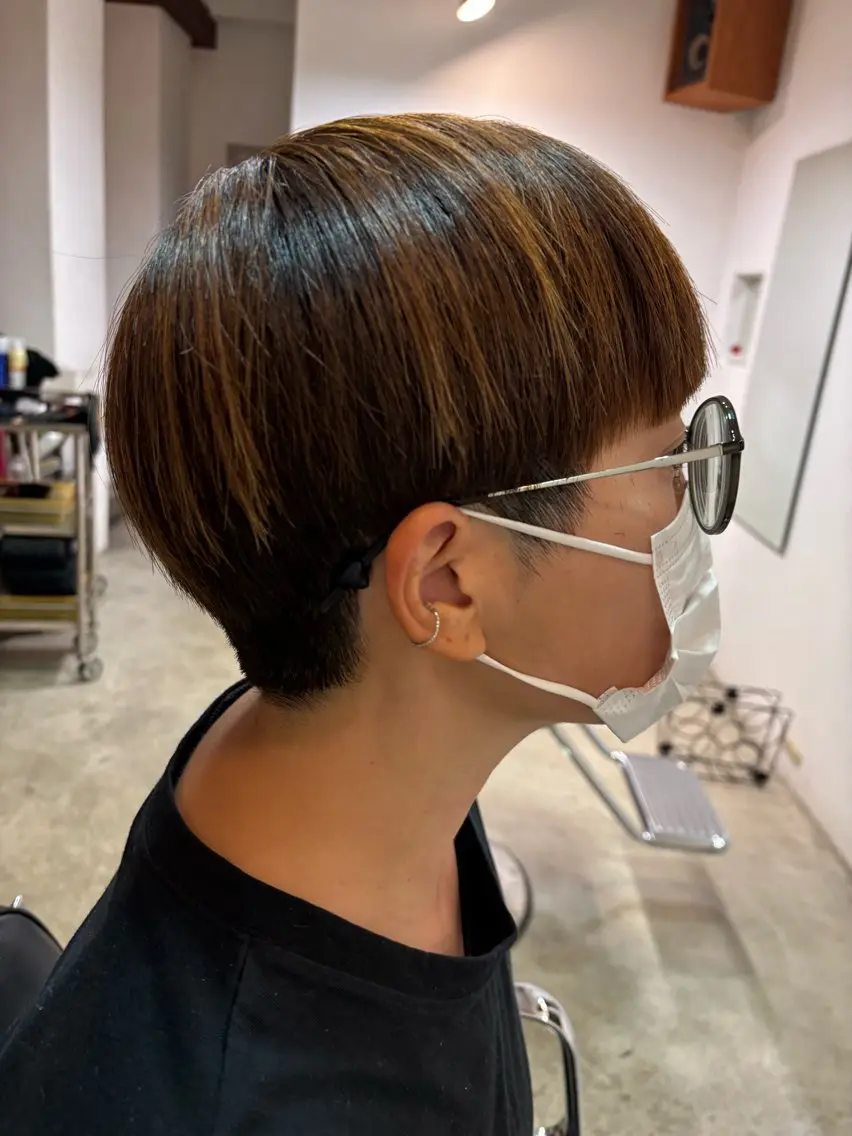ショート メンズ 刈り上げ イナイ ハルカのヘアスタイル