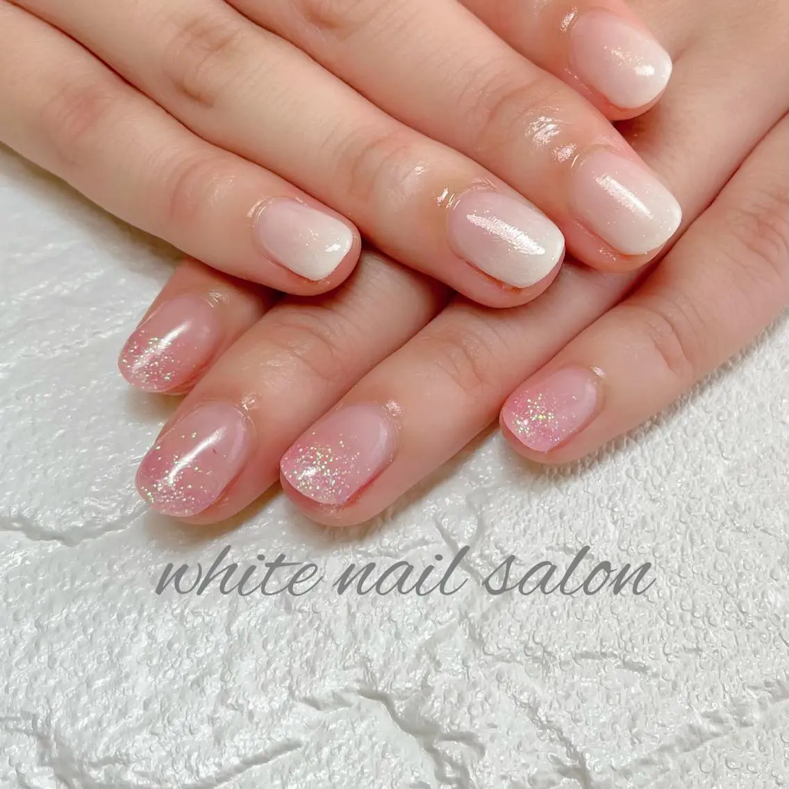 ネイル フットネイル ジェルネイル ハードジェル ラメ(グリッター) 持ち込み white nail salonのネイルデザイン