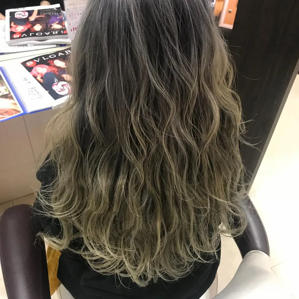 ロング カラー カット ヘアカラー Oopsレイヤー 加藤澄都のヘアスタイル